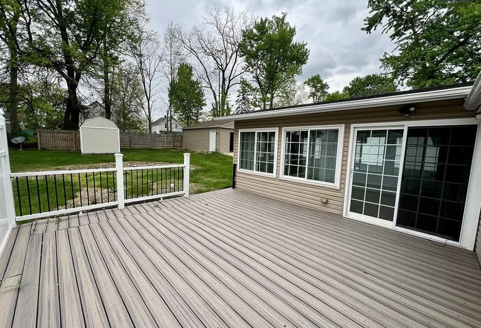 Renovated Northfield area deck