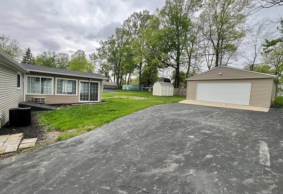 Renovated Northfield area driveway and garage